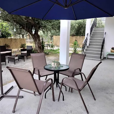 Apartamento Almia Kotronas Exterior foto